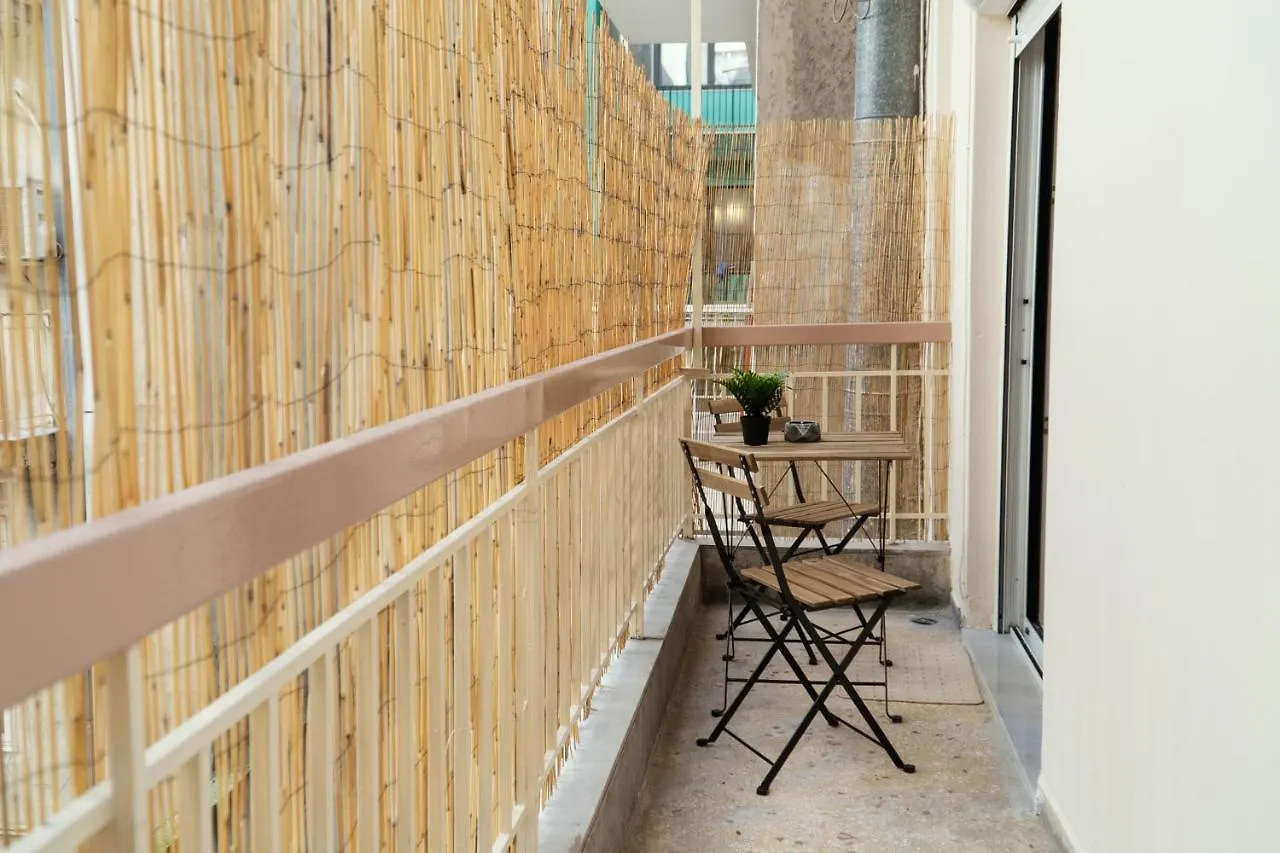 Theo Apartments Thessaloniki 0*,